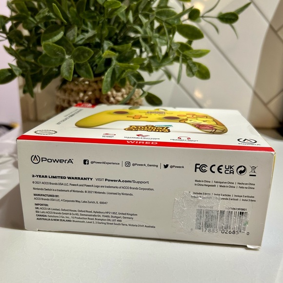 NWT Nintendo Switch Wired Animal Crossing Controller - Picture 3 of 4